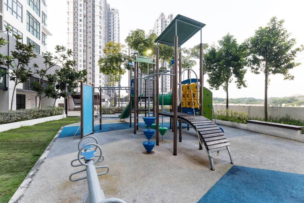Conezion Residence Putrajaya 3Br6Pax Ioi City Mall Ngoại thất bức ảnh